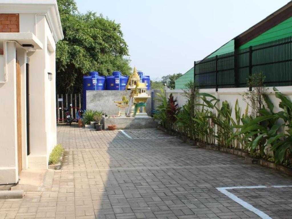 Baan Pimpisa Hotel Bang Sare Exterior foto